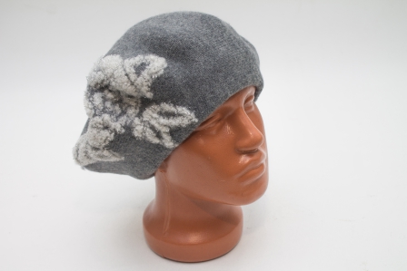 17-239 Берет женский
